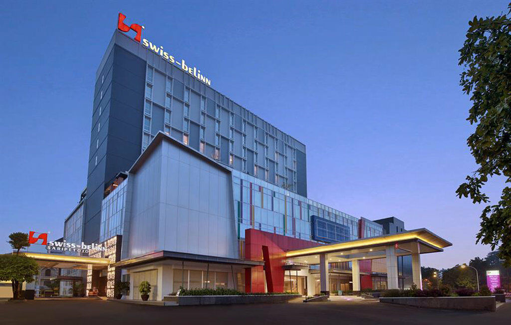 Swiss-Belinn Saripetojo Solo Buitenkant foto